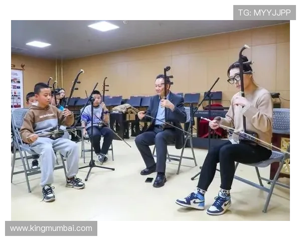 国内寰亚星空乐团成员详细介绍及其在国内音乐界的影响力 国内寰亚星空乐团成员详细介绍及其在国内音乐界的影响力